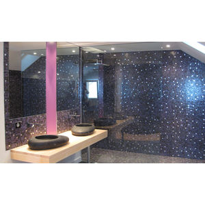 Salle de bains parentale